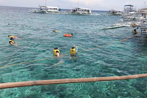 Cebu is to island hop